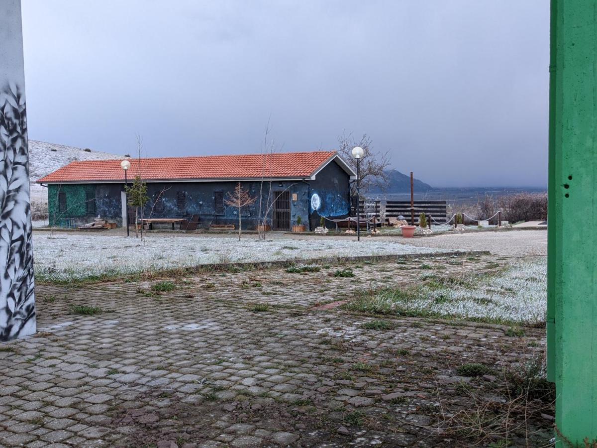 Rifugio Silone Hostel Pescina Buitenkant foto